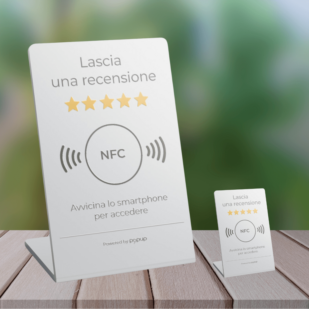 Differenza grandezza Espositore NFC per recensioni XL bianco con quello standard